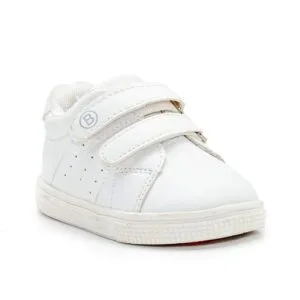 Deportivo liso con suela blandita. Ideales para la vuelta al cole.
