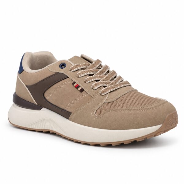 Zapatilla deportiva de hombre modelo 787 en kaki o beige con cordones y suela antideslizante